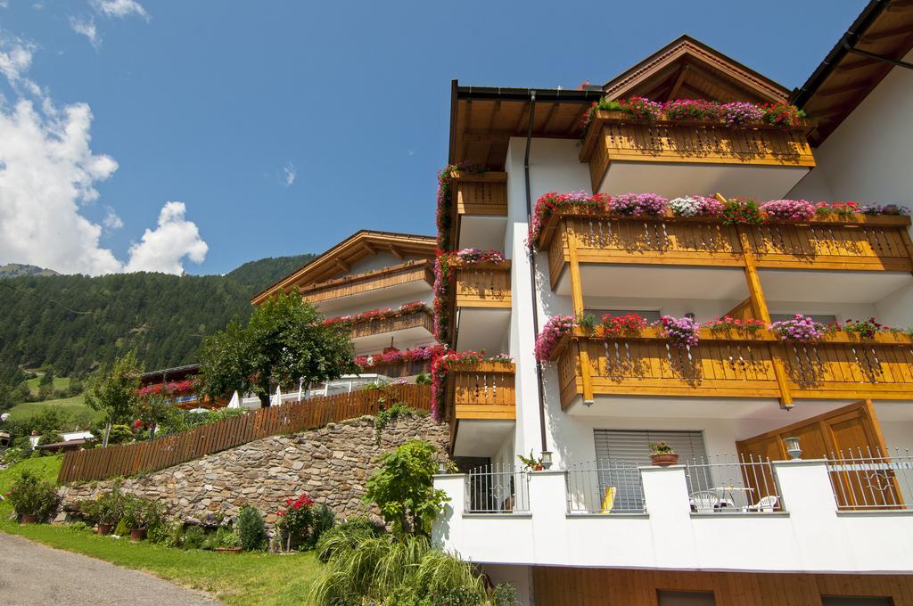 Gasthaus Jaufenblick San Martino in Passiria Exterior foto