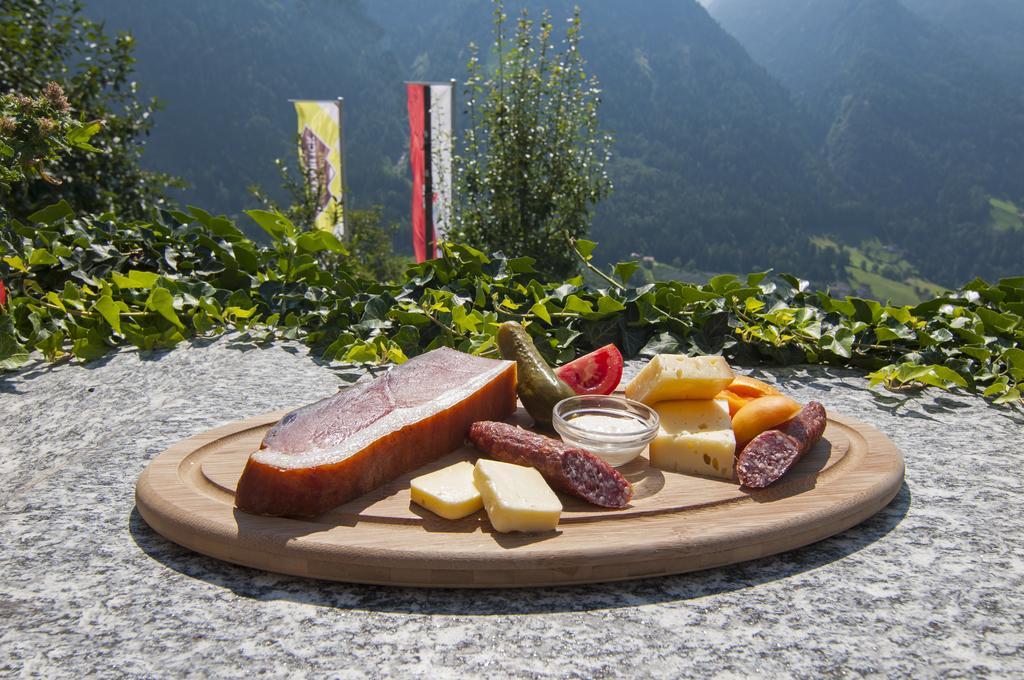 Gasthaus Jaufenblick San Martino in Passiria Exterior foto